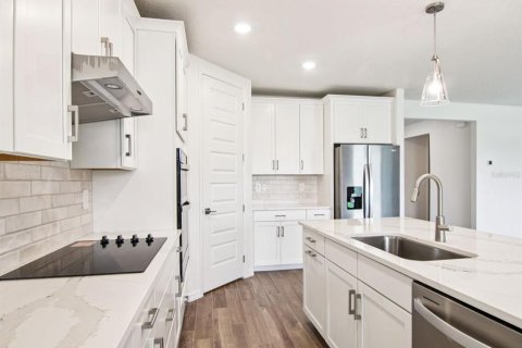 Villa ou maison à vendre à Zephyrhills, Floride: 4 chambres, 230.96 m2 № 2205868 - photo 3