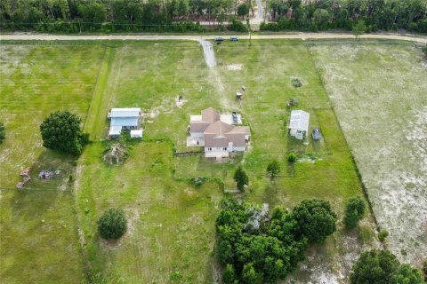 Casa en venta en Weirsdale, Florida, 4 dormitorios, 264.31 m2 № 1829718 - foto 5
