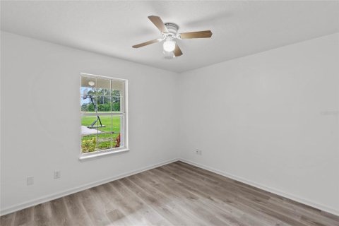 Casa en venta en Weirsdale, Florida, 4 dormitorios, 264.31 m2 № 1829718 - foto 26