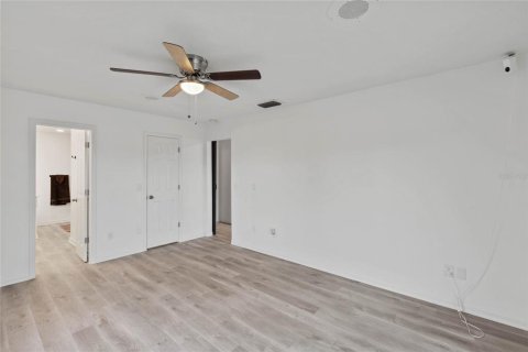 Casa en venta en Weirsdale, Florida, 4 dormitorios, 264.31 m2 № 1829718 - foto 29