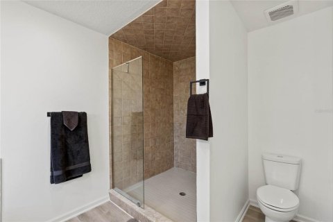 Casa en venta en Weirsdale, Florida, 4 dormitorios, 264.31 m2 № 1829718 - foto 22