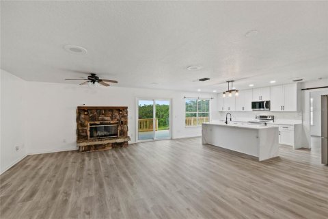 Casa en venta en Weirsdale, Florida, 4 dormitorios, 264.31 m2 № 1829718 - foto 7