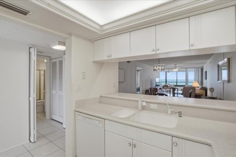 Condominio en venta en Venice, Florida, 2 dormitorios, 115.85 m2 № 2142357 - foto 12