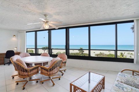 Condominio en venta en Venice, Florida, 2 dormitorios, 115.85 m2 № 2142357 - foto 24