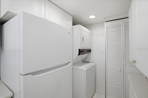 Condominio en venta en Venice, Florida, 2 dormitorios, 115.85 m2 № 2142357 - foto 10