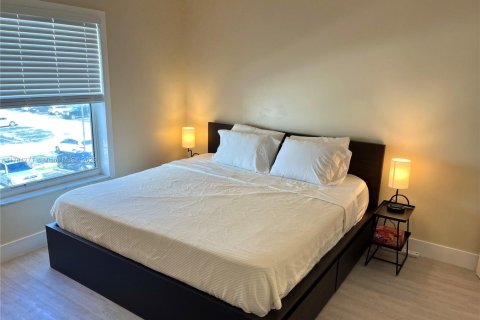 Купить кондоминиум в Форт-Лодердейл, Флорида 15 комнат, 78.97м2, № 2016012 - фото 8