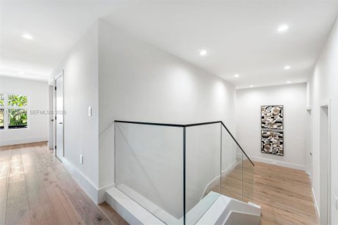 Villa ou maison à vendre à Coral Gables, Floride: 6 chambres, 600.15 m2 № 1996157 - photo 24