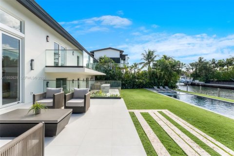 Villa ou maison à vendre à Coral Gables, Floride: 6 chambres, 600.15 m2 № 1996157 - photo 21