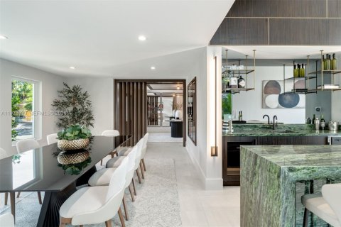 Villa ou maison à vendre à Coral Gables, Floride: 6 chambres, 600.15 m2 № 1996157 - photo 14