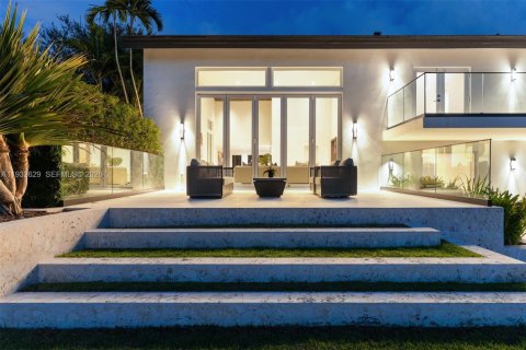 Villa ou maison à vendre à Coral Gables, Floride: 6 chambres, 600.15 m2 № 1996157 - photo 20