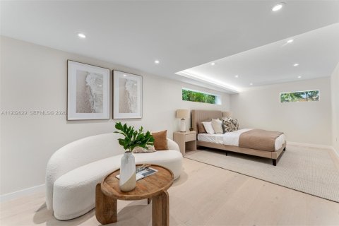 Villa ou maison à vendre à Coral Gables, Floride: 6 chambres, 600.15 m2 № 1996157 - photo 16