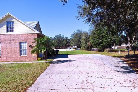 House in Lakeland, Florida 3 bedrooms, 190.45 sq.m. № 1565449 - photo 3