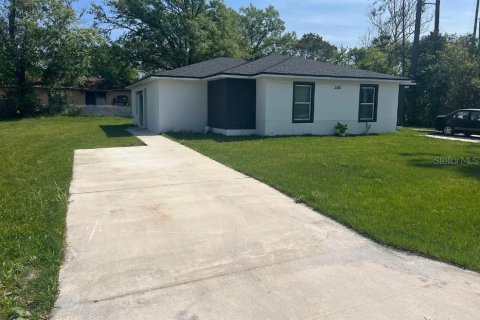 Appartement à Deltona, Floride 3 chambres, 115.2 m2 № 2383994