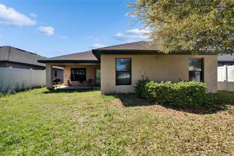 House in Riverview, Florida 3 bedrooms, 181.9 sq.m. № 1866426 - photo 13