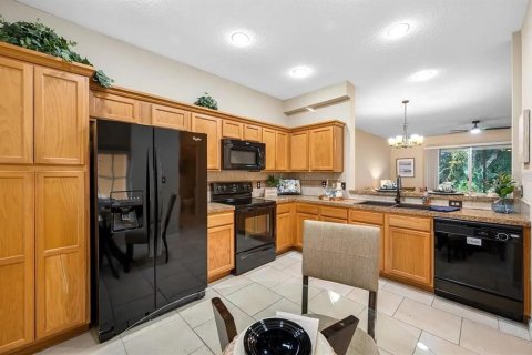 Adosado en alquiler en Tarpon Springs, Florida, 2 dormitorios, 128.02 m2 № 1800361 - foto 5