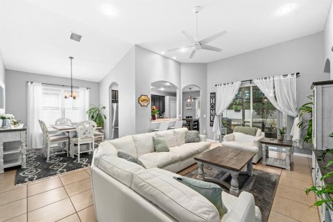 House in Riverview, Florida 3 bedrooms, 161.74 sq.m. № 2104941 - photo 3