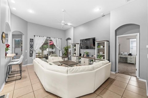 House in Riverview, Florida 3 bedrooms, 161.74 sq.m. № 2104941 - photo 4
