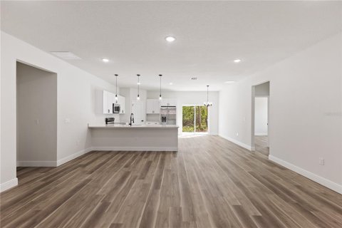 House in Ocala, Florida 4 bedrooms, 173.26 sq.m. № 1771580 - photo 2
