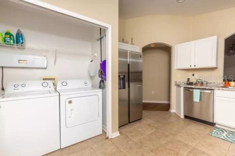 Casa en alquiler en Riverview, Florida, 4 dormitorios, 137.87 m2 № 1067329 - foto 6
