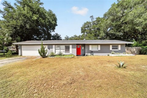 Villa ou maison à vendre à Ocala, Floride: 3 chambres, 131.18 m2 № 2430881 - photo 2
