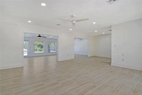 House in Nokomis, Florida 2 bedrooms, 156.35 sq.m. № 1523322 - photo 8