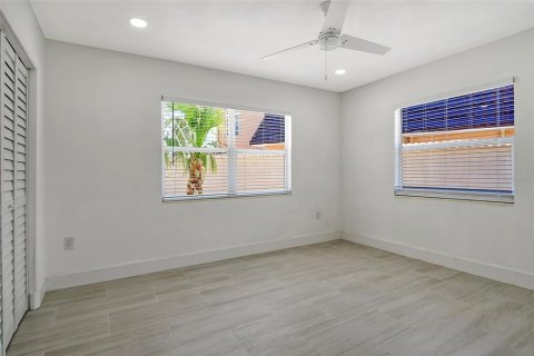 House in Nokomis, Florida 2 bedrooms, 156.35 sq.m. № 1523322 - photo 22