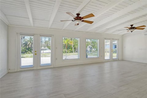 House in Nokomis, Florida 2 bedrooms, 156.35 sq.m. № 1523322 - photo 16