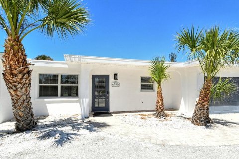 House in Nokomis, Florida 2 bedrooms, 156.35 sq.m. № 1523322 - photo 4