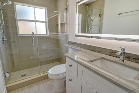 House in Nokomis, Florida 2 bedrooms, 156.35 sq.m. № 1523322 - photo 23