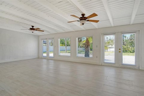 House in Nokomis, Florida 2 bedrooms, 156.35 sq.m. № 1523322 - photo 15