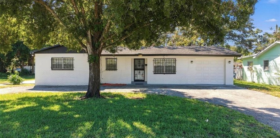 Villa ou maison à Saint Petersburg, Floride 3 chambres, 107.4 m2 № 2430818