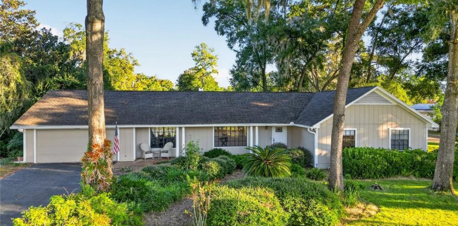 Villa ou maison à Ocala, Floride 4 chambres, 213.58 m2 № 2432702