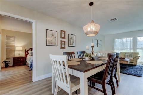 Villa ou maison à louer à Clearwater, Floride: 4 chambres, 174.47 m2 № 2103930 - photo 9