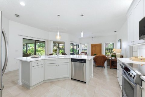 House in Nokomis, Florida 3 bedrooms, 187.85 sq.m. № 2093806 - photo 10