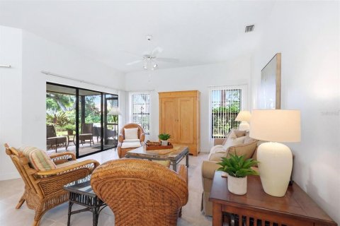House in Nokomis, Florida 3 bedrooms, 187.85 sq.m. № 2093806 - photo 14