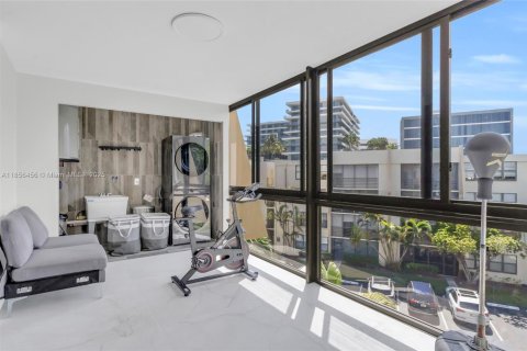 Condo in Aventura, Florida, 4 bedrooms  № 1878633 - photo 9