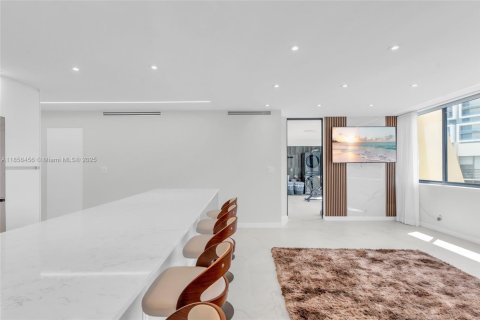 Condo in Aventura, Florida, 4 bedrooms  № 1878633 - photo 7