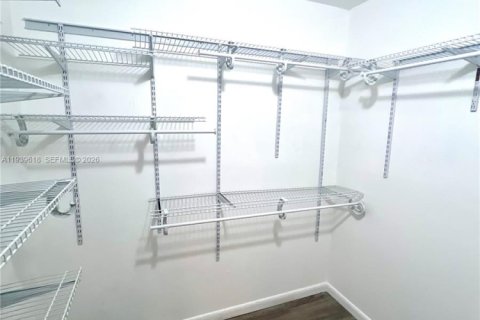 Condominio en venta en Hollywood, Florida, 2 dormitorios, 92.9 m2 № 1997002 - foto 7