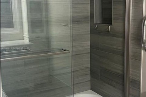 Condominio en venta en Hollywood, Florida, 2 dormitorios, 92.9 m2 № 1997002 - foto 27