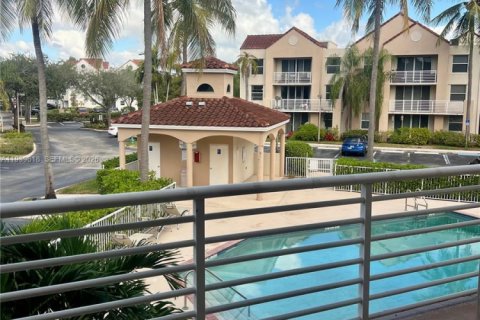 Condominio en venta en Hollywood, Florida, 2 dormitorios, 92.9 m2 № 1997002 - foto 3