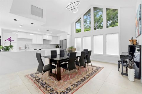 Casa en venta en Orlando, Florida, 4 dormitorios, 252.04 m2 № 1826661 - foto 20