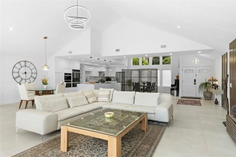 Casa en venta en Orlando, Florida, 4 dormitorios, 252.04 m2 № 1826661 - foto 19