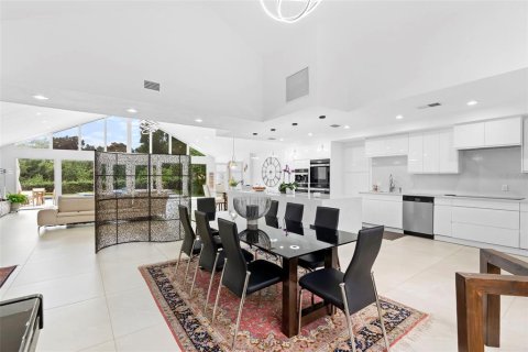 Casa en venta en Orlando, Florida, 4 dormitorios, 252.04 m2 № 1826661 - foto 23