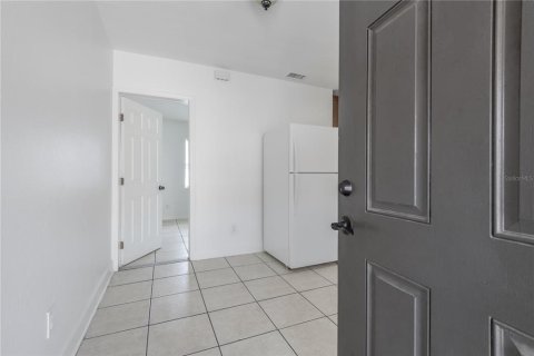 Propiedad comercial en venta en Tampa, Florida, 4 dormitorios, 136.75 m2 № 1881105 - foto 23