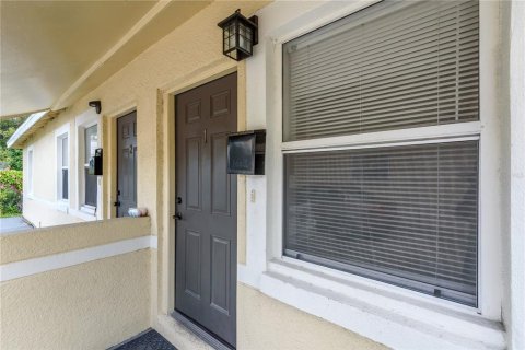 Propiedad comercial en venta en Tampa, Florida, 4 dormitorios, 136.75 m2 № 1881105 - foto 20