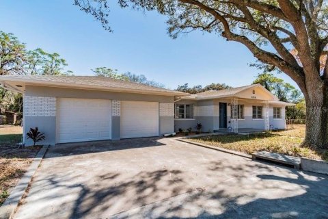House in Tampa, Florida 3 bedrooms, 109.25 sq.m. № 2426992 - photo 16