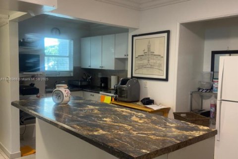 Copropriété à vendre à Miami, Floride: 1 chambre, 56.86 m2 № 1950708 - photo 8