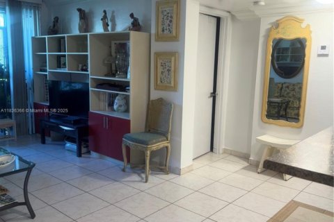 Copropriété à vendre à Miami, Floride: 1 chambre, 56.86 m2 № 1950708 - photo 6