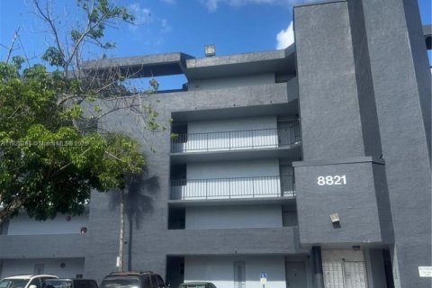 Copropriété à vendre à Miami, Floride: 1 chambre, 56.86 m2 № 1950708 - photo 2