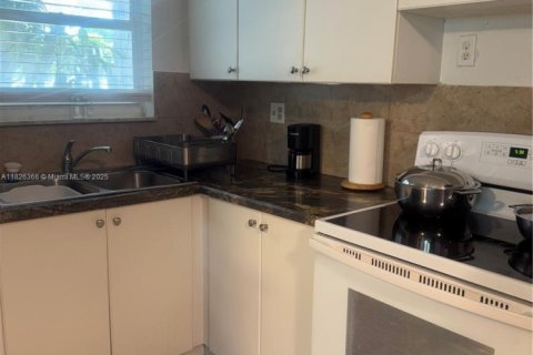 Copropriété à vendre à Miami, Floride: 1 chambre, 56.86 m2 № 1950708 - photo 10